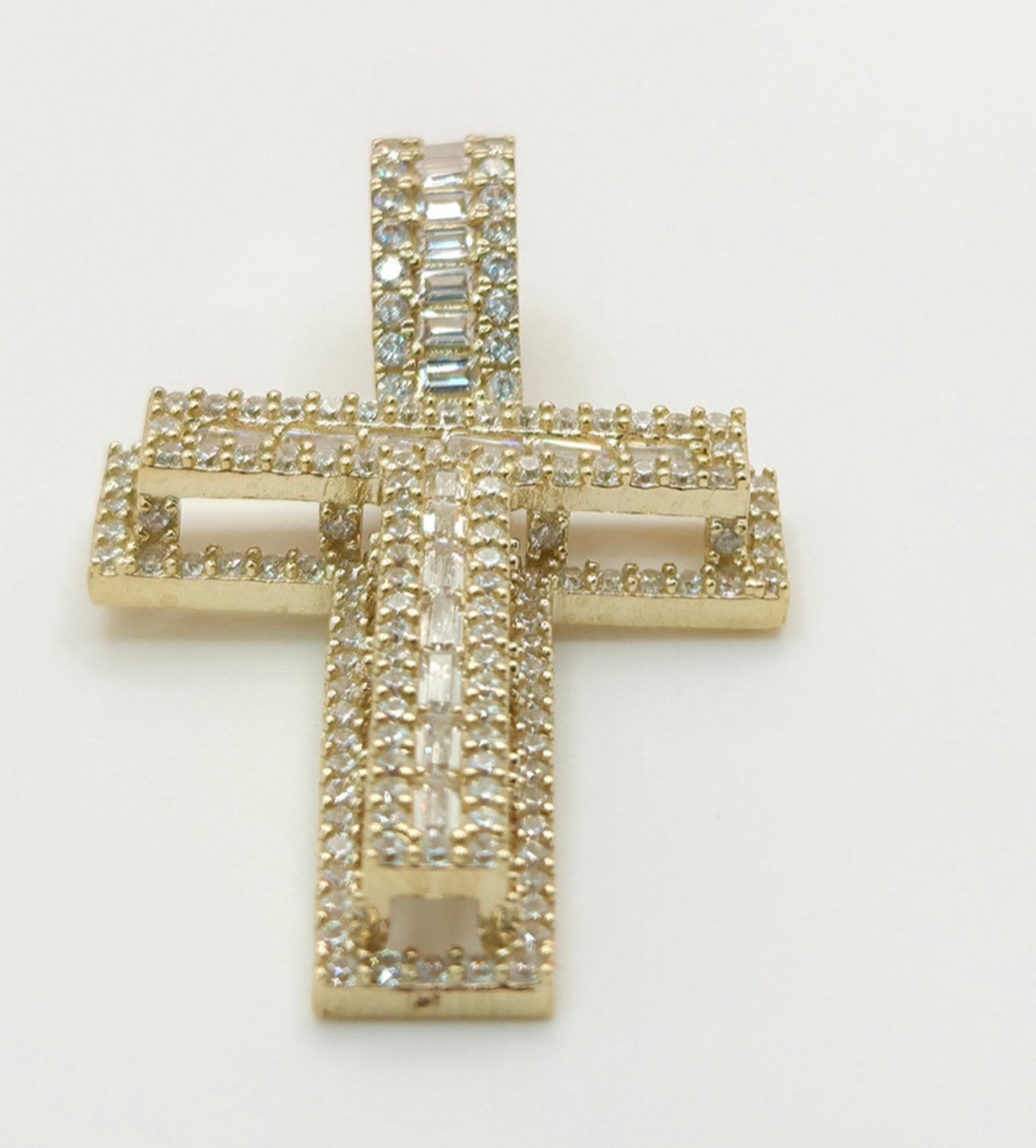 10K SMALL CZ ''T'' LETTER PENDANT – JY Jewelry Wholesale