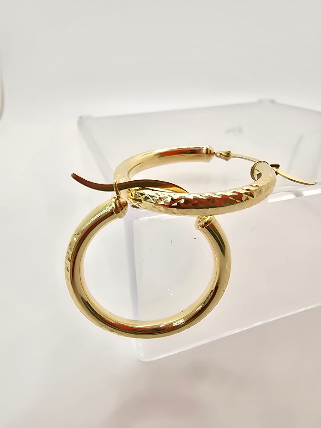 10K DIAMOND CUT HOOPS EARRINGS – 2 3MM – JY Jewelry Wholesale
