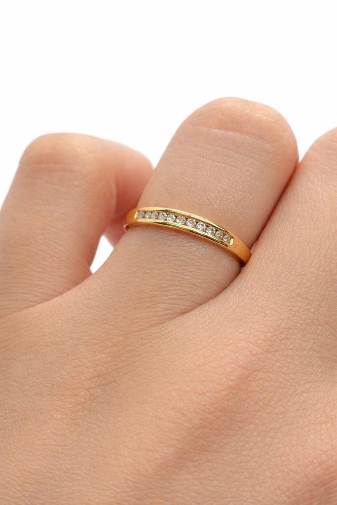 10K DELICATE BAND DIAMOND WOMAN'S RING – 6.5 – JY Jewelry Wholesale
