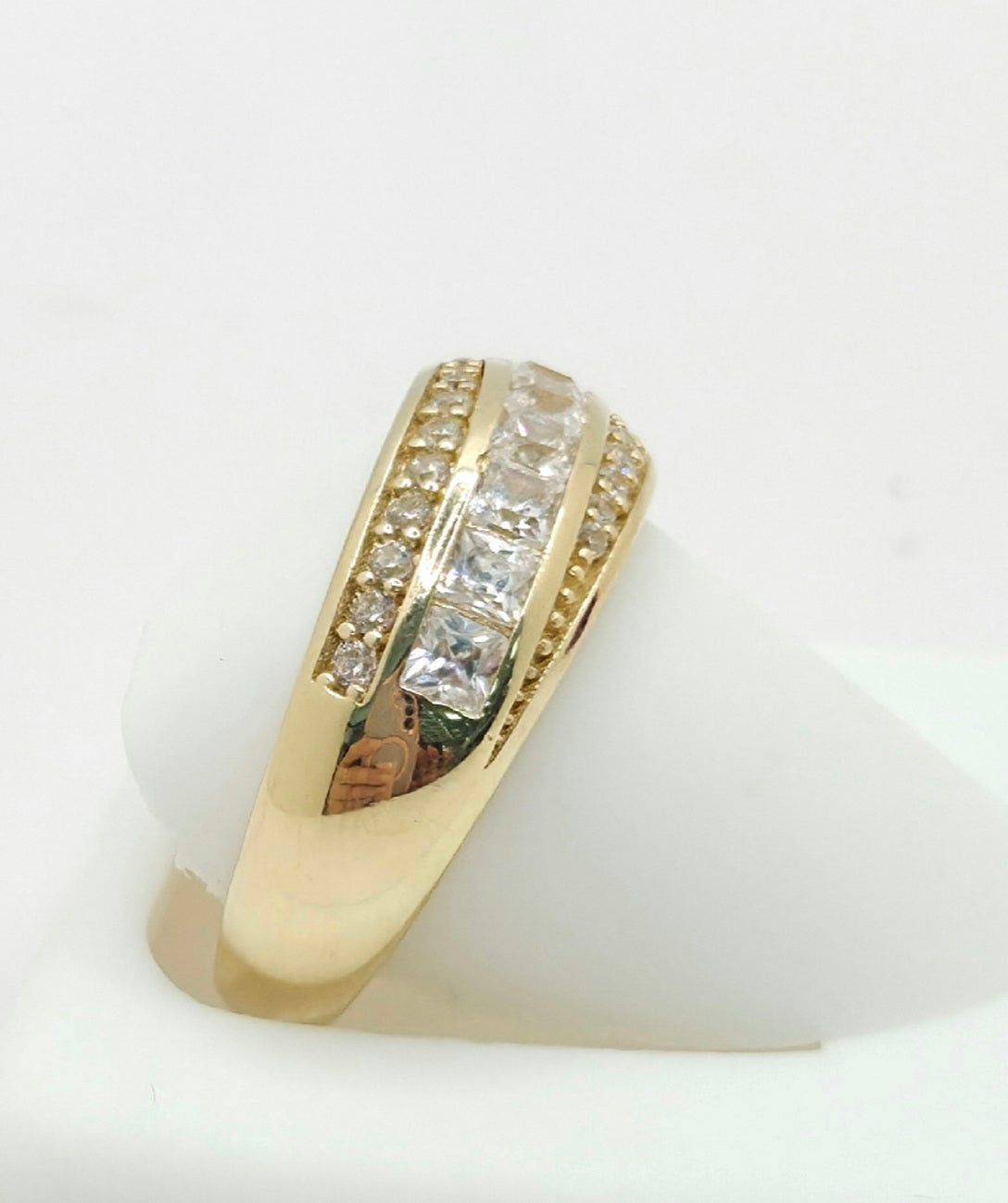 14K CZ DETAIL WEDDING BAND MEN'S RING – 7.5 – JY Jewelry Wholesale