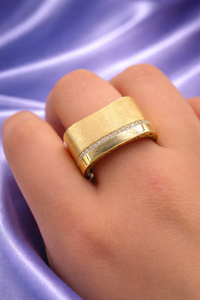 10K ELEGANT NEVADA DESIGN CZ DETAIL RING – 9 – JY Jewelry Wholesale