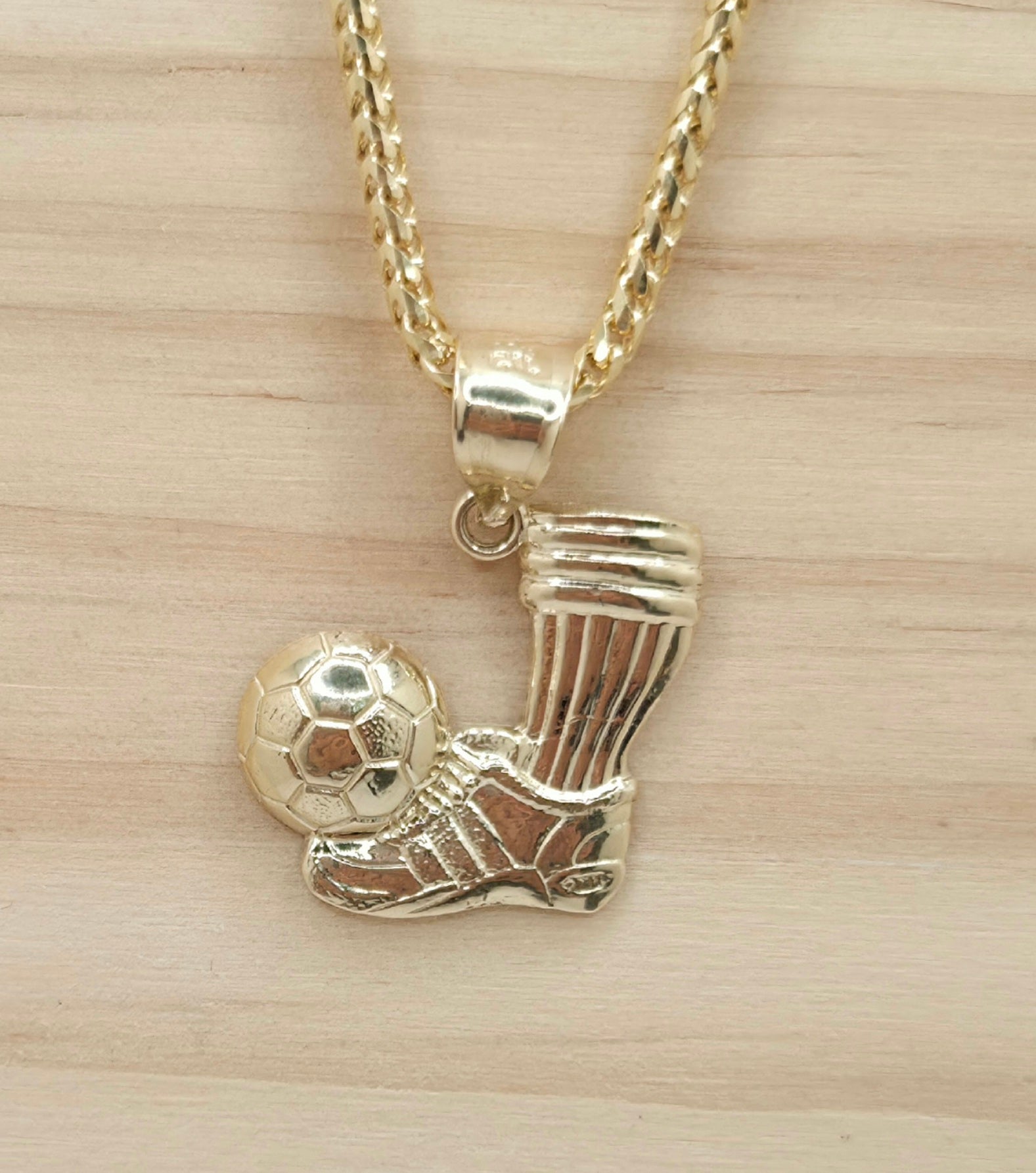 10K SOCCER BALL ON SHOE PENDANT – JY Jewelry Wholesale