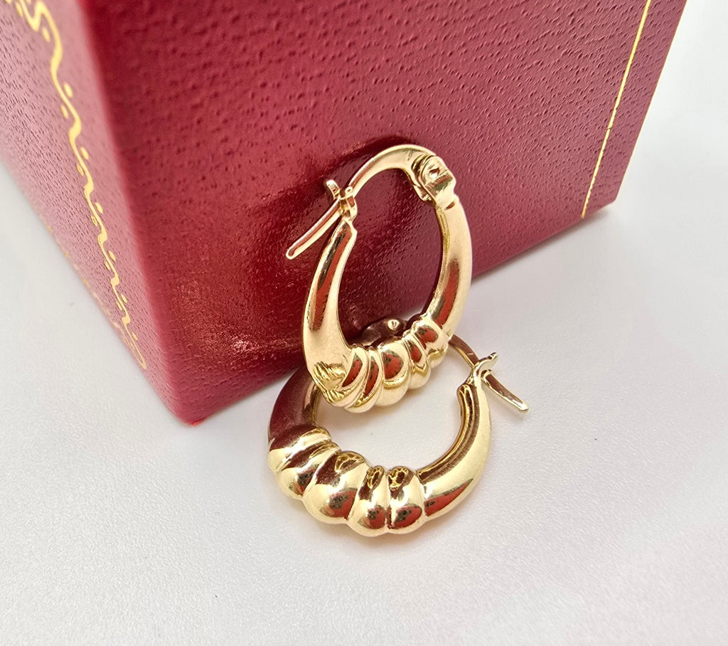 14K DELICATE WAVE DESING HOOPS EARRINGS – JY Jewelry Wholesale