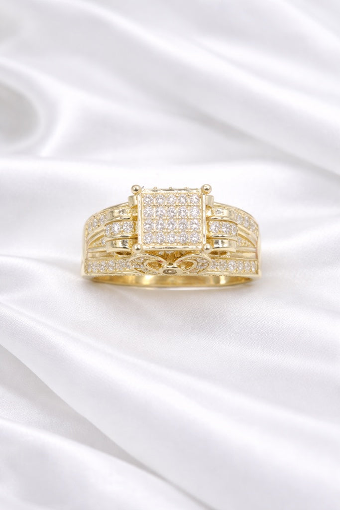 10K ELEGANT PRINCESS STYLE SQUARE RING – 7 – JY Jewelry Wholesale