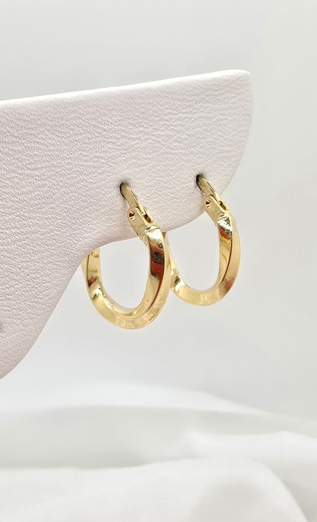 14K DELICATE CROOKED HOOPS EARRINGS – 1 – JY Jewelry Wholesale