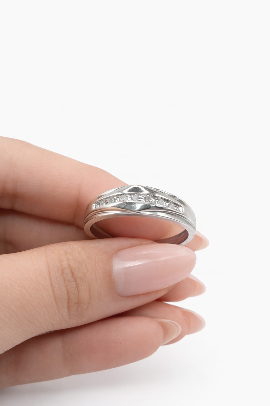 10K WHITE GOLD DIAMOND BAND RING – 10 – JY Jewelry Wholesale