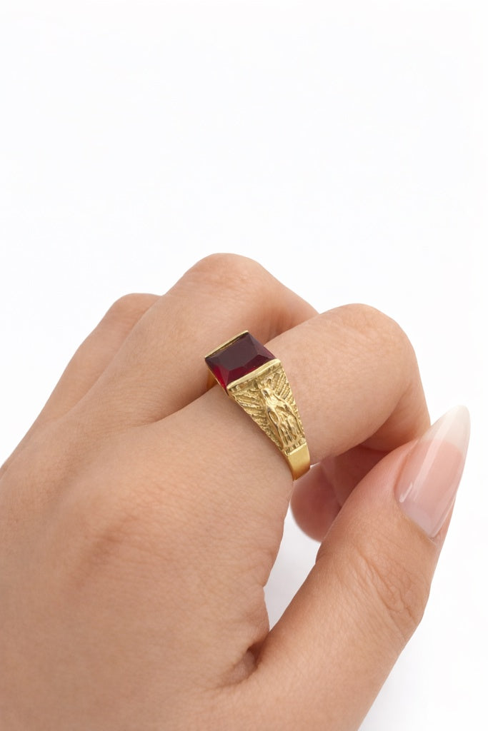 10K RED SQUARE STONE ELEGANT RING – 8.5 – JY Jewelry Wholesale