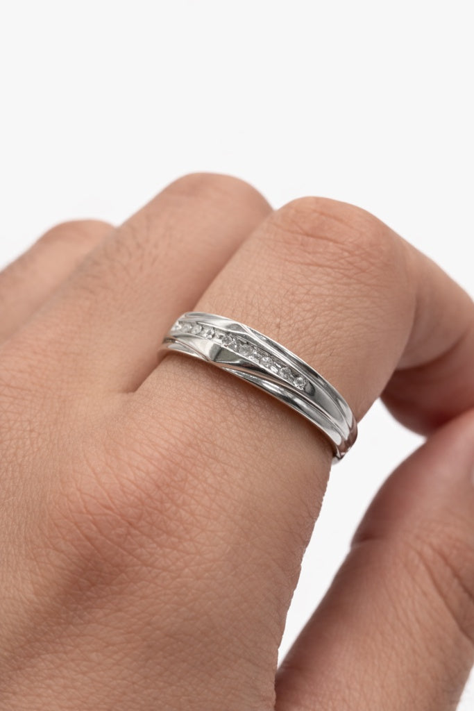 10K WHITE GOLD DIAMOND BAND RING – 10 – JY Jewelry Wholesale