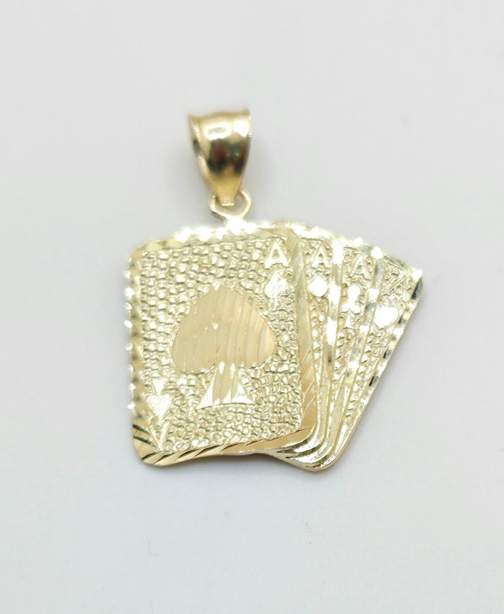 10K GOLDEN POKER PENDANT – JY Jewelry Wholesale