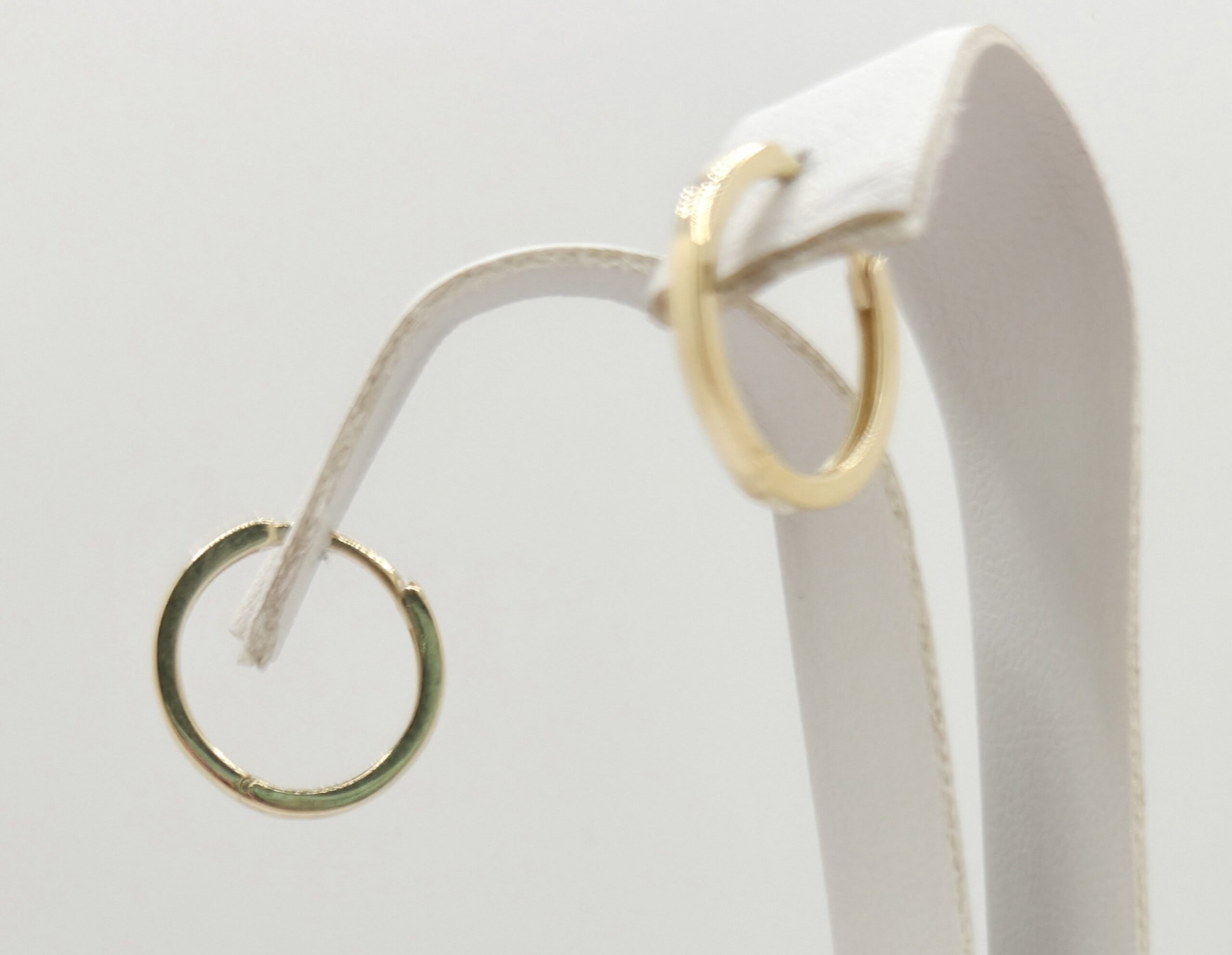 10K PLAIN HOOPS EARRINGS – SMALL – JY Jewelry Wholesale