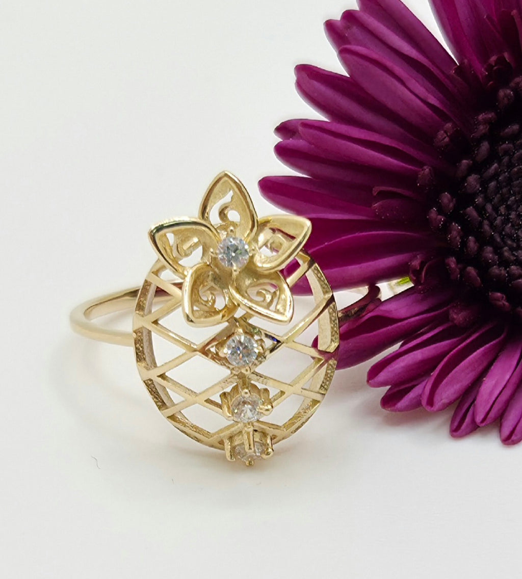 14K DELICATE PINEAPPLE RING – 7.5 – JY Jewelry Wholesale