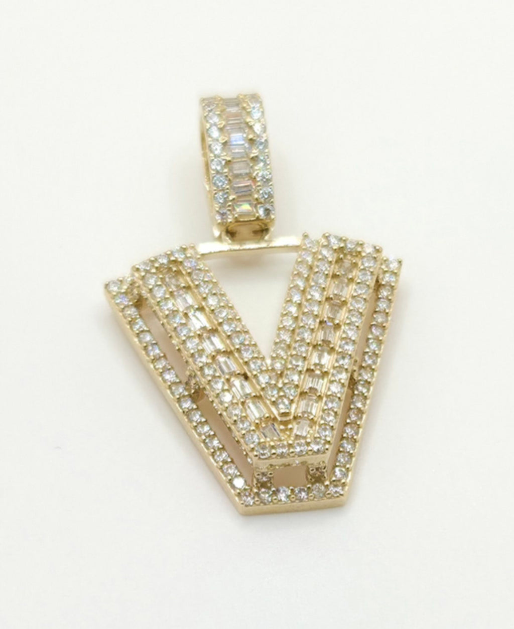 10K SMALL CZ ''V'' LETTER PENDANT – JY Jewelry Wholesale