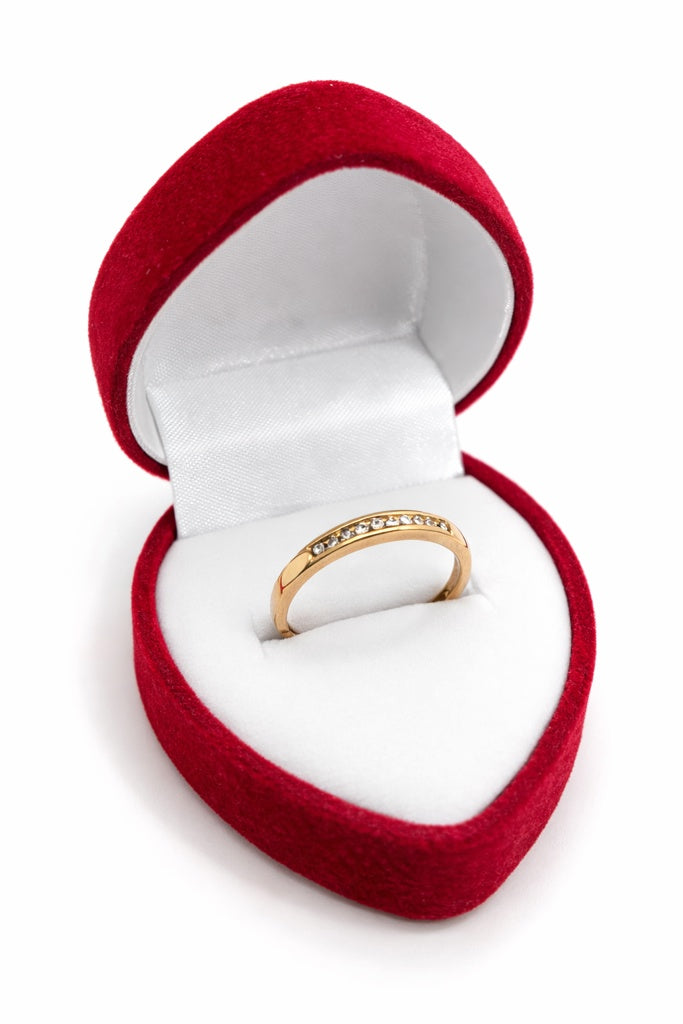 10K DELICATE BAND DIAMOND WOMAN'S RING – 6.5 – JY Jewelry Wholesale
