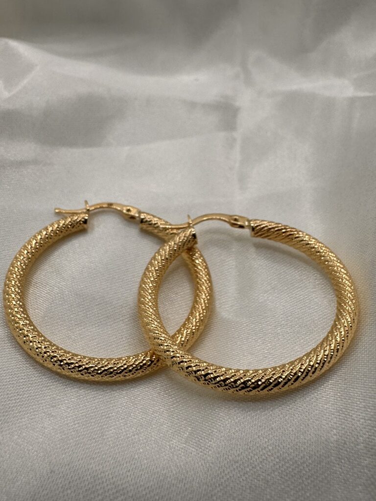 10K NEVADAS HOOPS EARRINGS – 4 3MM – JY Jewelry Wholesale