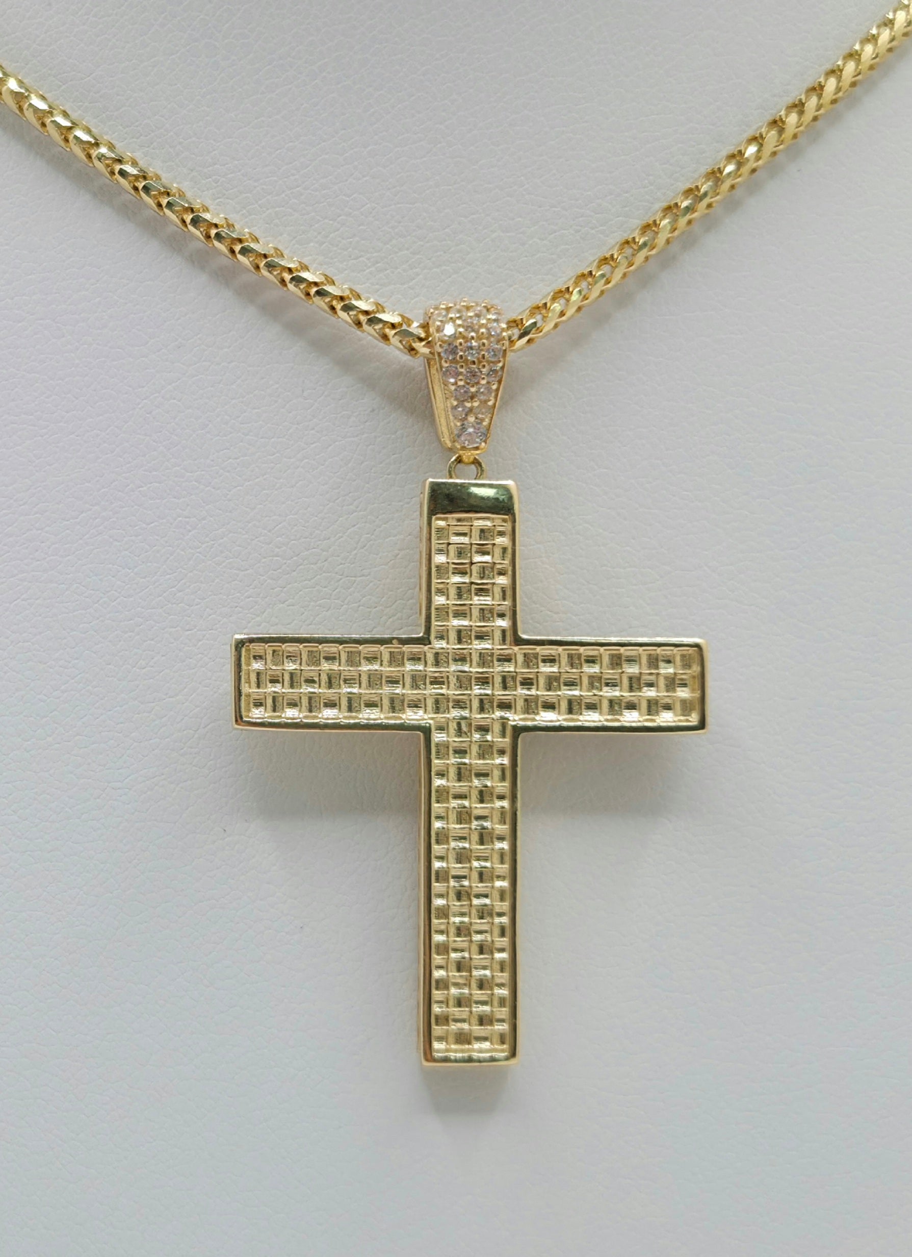 14K SQUARE CUT CROSS PENDANT – JY Jewelry Wholesale