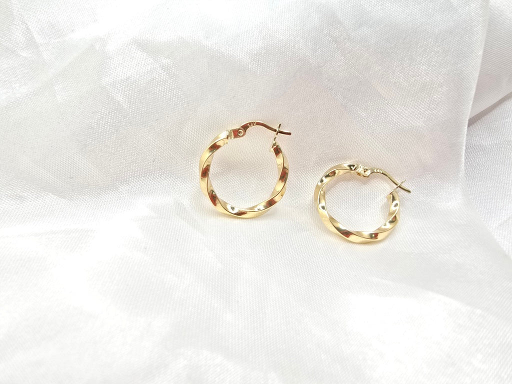 14K DELICATE CROOKED HOOPS EARRINGS – 2 – JY Jewelry Wholesale