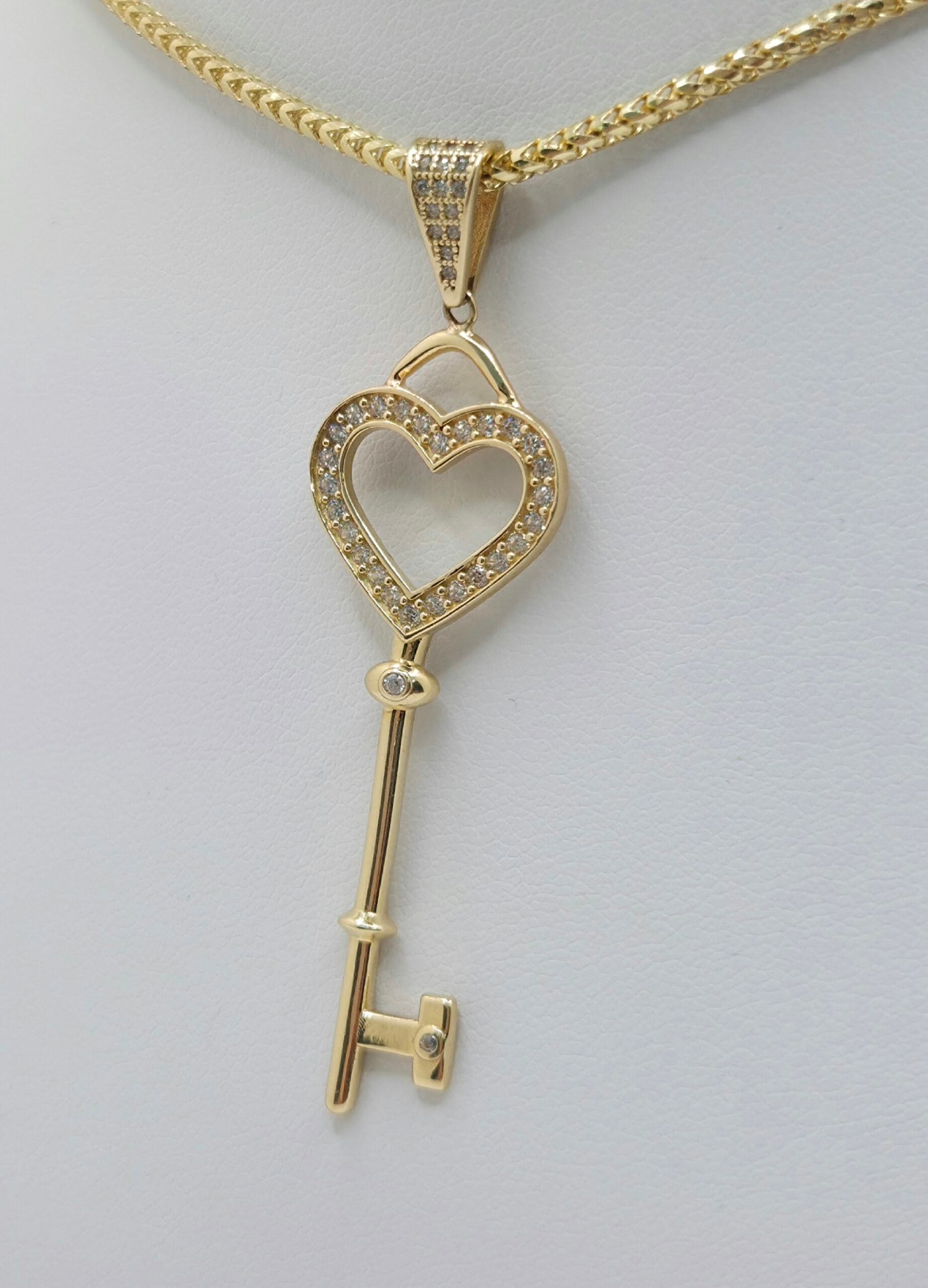 14K CZ HEART KEY PENDANT – JY Jewelry Wholesale
