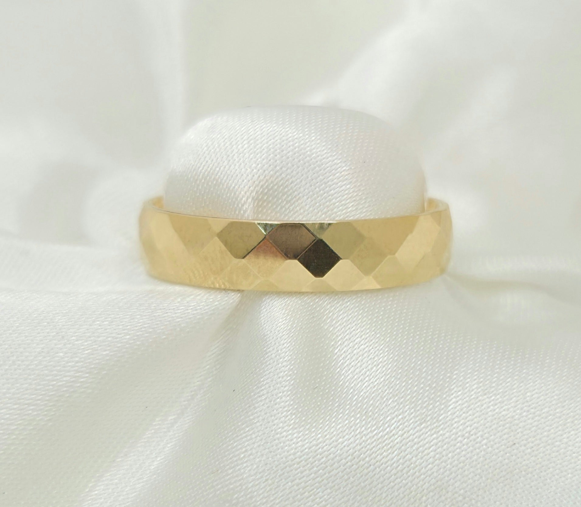 10K FANCY SQUARE CUT WEDDING BAND RING – 9 5MM – JY Jewelry Wholesale