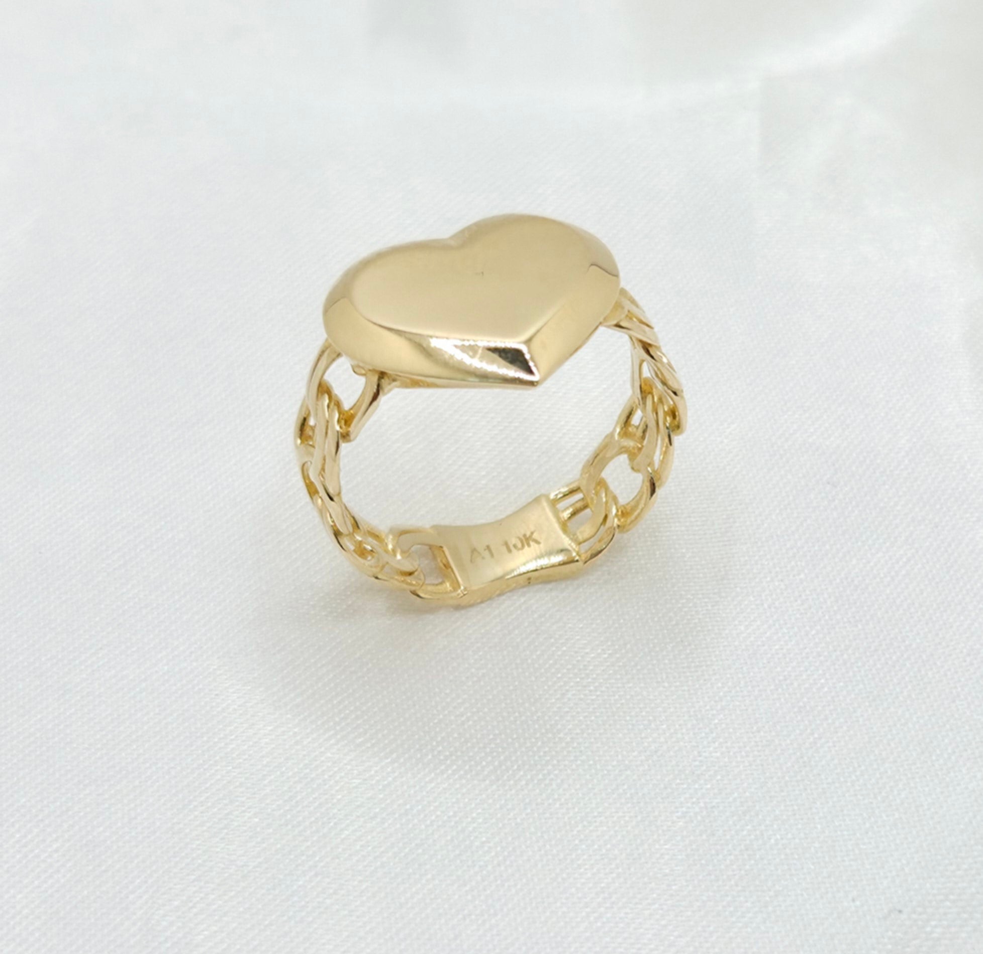 10K CHINO LINK STYLE PLAIN HEART RING – 8 – JY Jewelry Wholesale