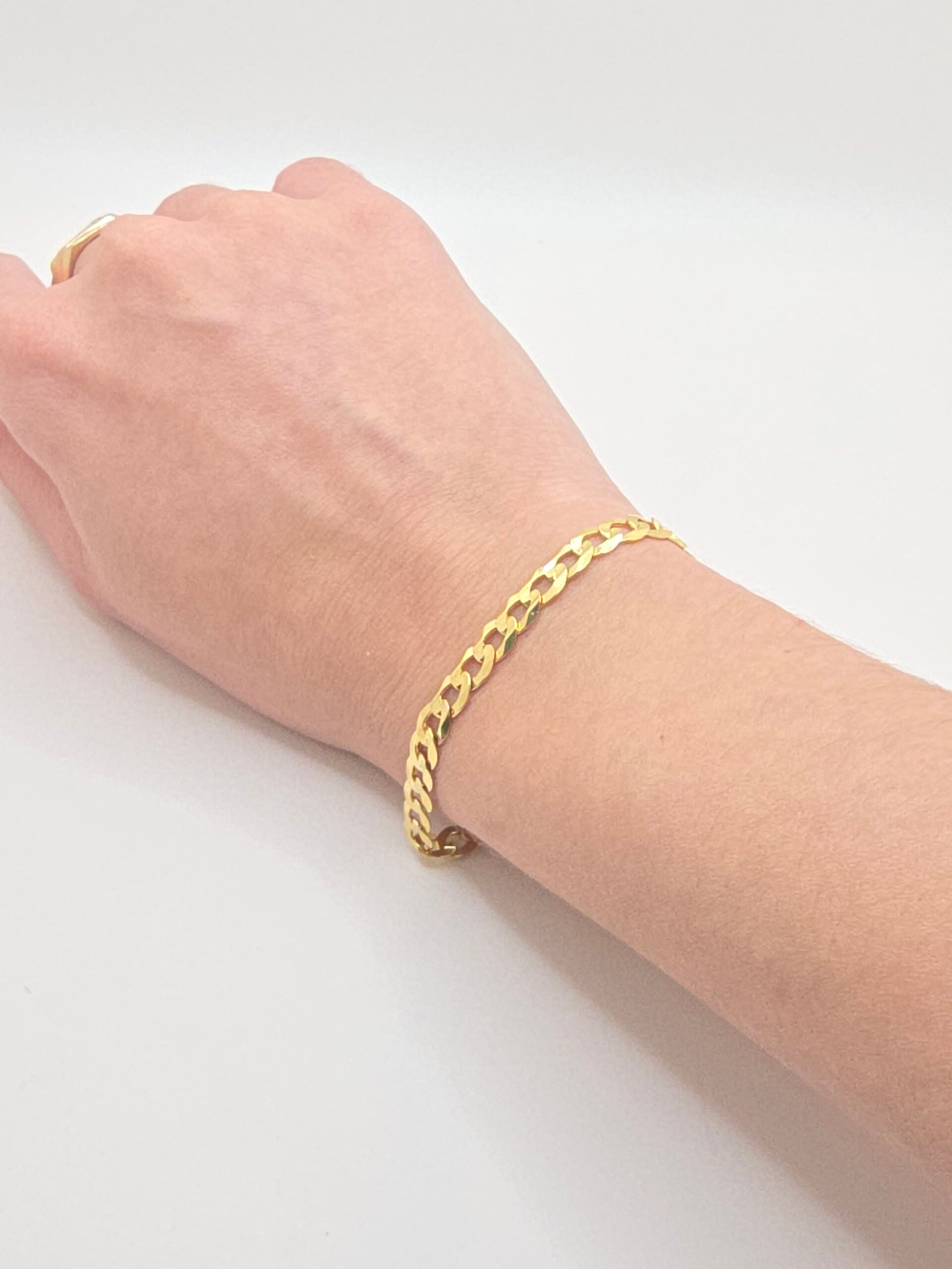 10K SOLID CUBAN CURB FLAT BRACELET – 8" 4MM – JY Jewelry Wholesale