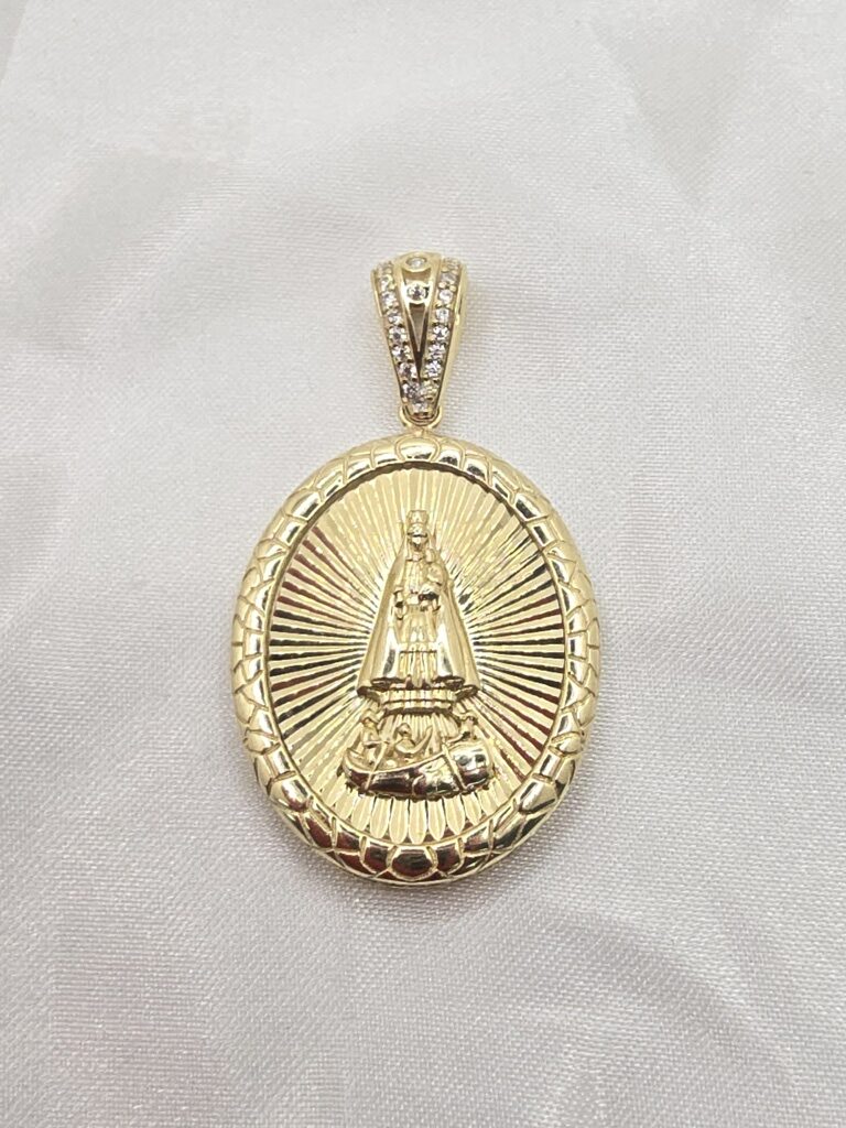 10K LARGE OVAL CARIDAD PENDANT – JY Jewelry Wholesale