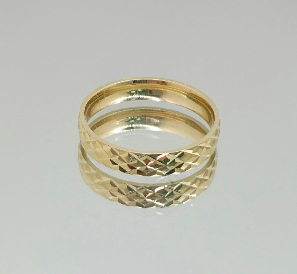10K FANCY DIAMOND CUT WEDDING BAND RING – 12 4MM – JY Jewelry Wholesale
