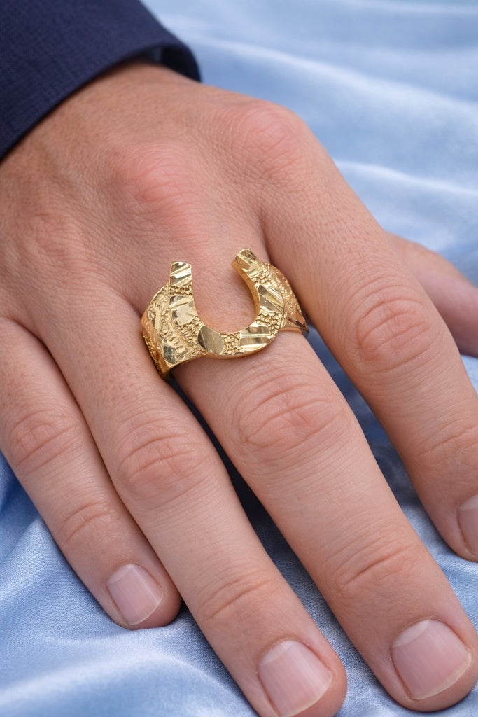 10K DIAMOND CUT HORSESHOE RING – 9 – JY Jewelry Wholesale