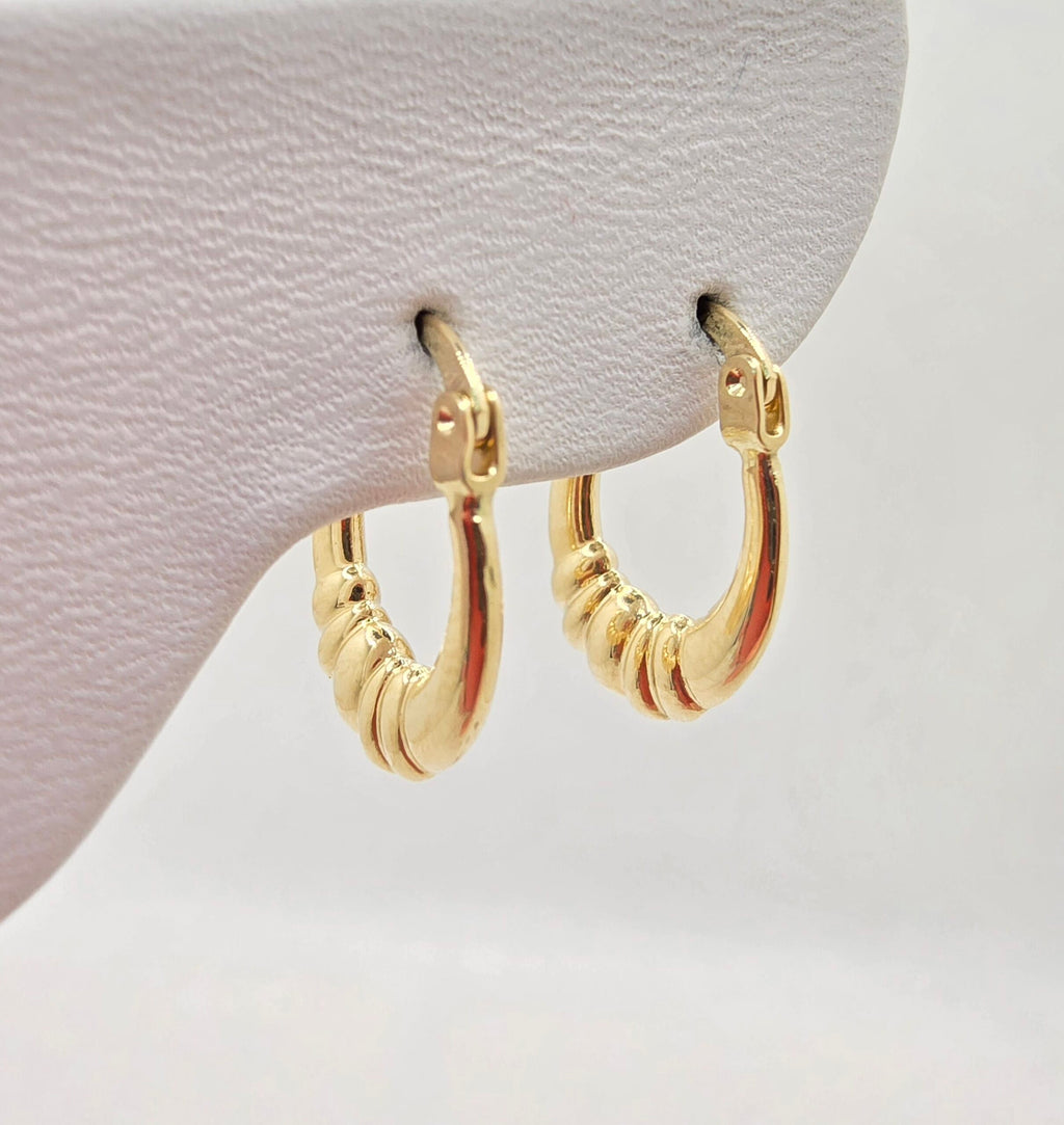 14K DELICATE WAVE DESING HOOPS EARRINGS – JY Jewelry Wholesale