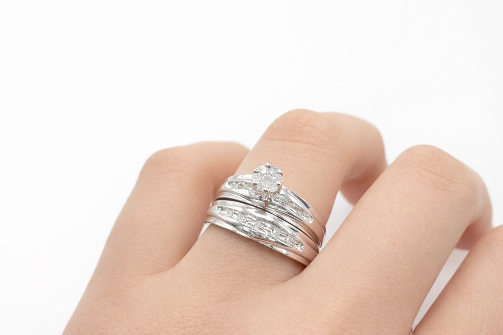 10K WHITE GOLD AND DIAMOND ENGAGEMENT WOMAN'S RING – 7 – JY Jewelry Wholesale