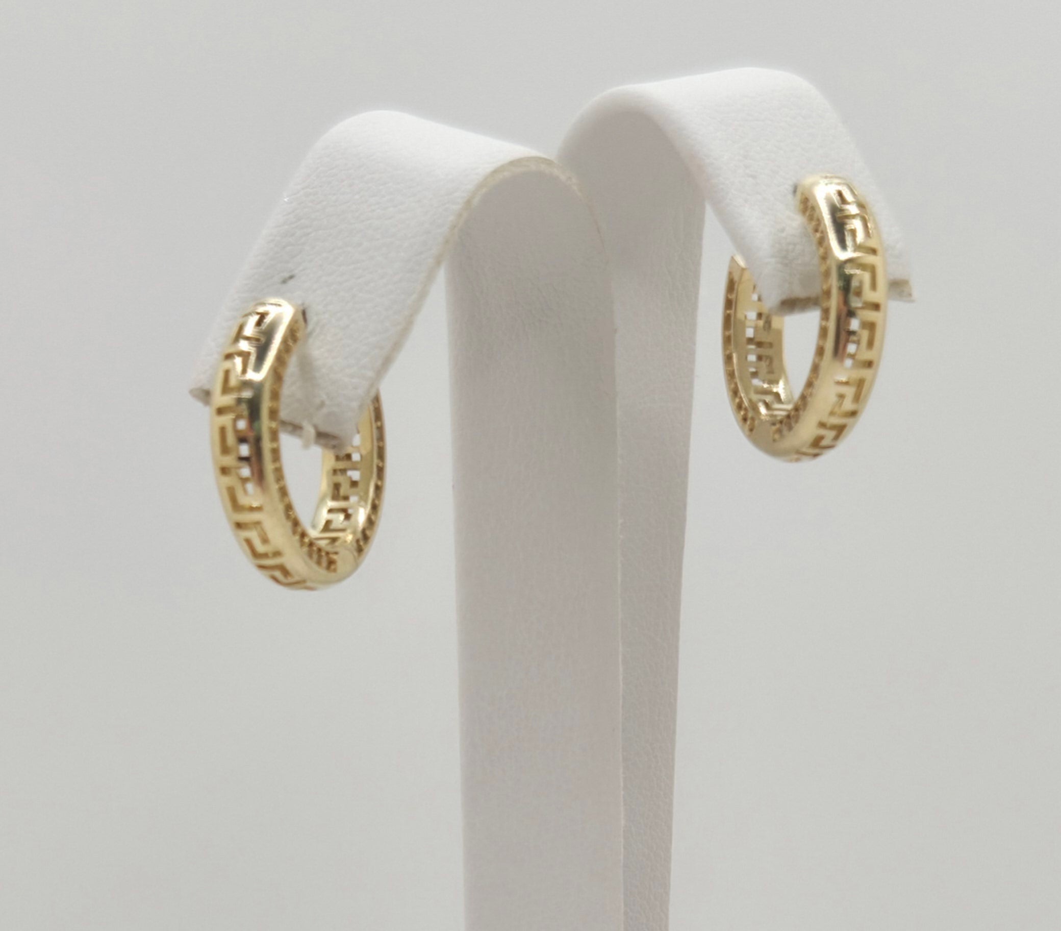 10K TIMELESS GREEK DESING HOOPS EARRINGS CZ – SMALL – JY Jewelry Wholesale