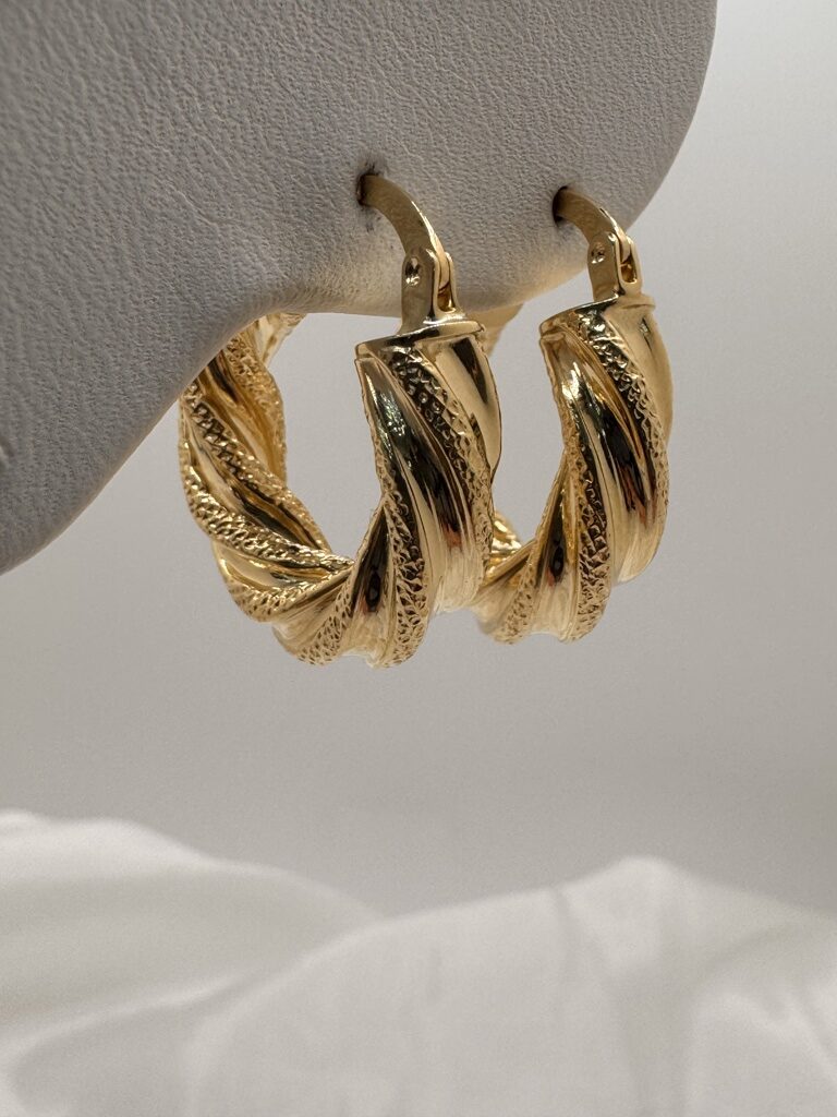 10K CROOKED NEVADAS HOOPS EARRINGS – 1 6.5MM – JY Jewelry Wholesale