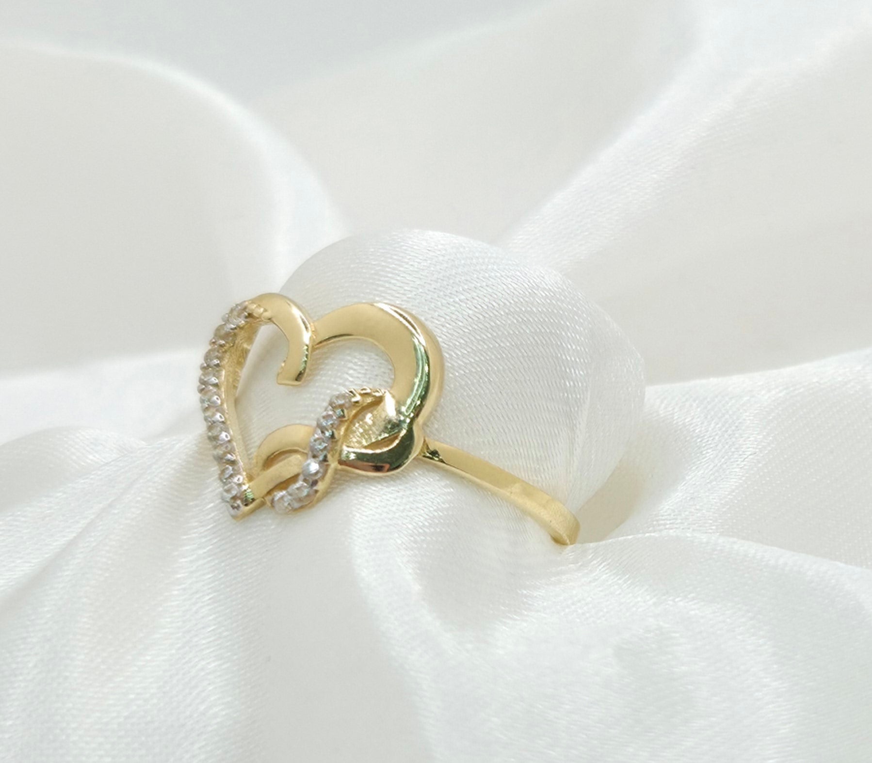10K DELICATE CZ SILHOUETTE HEART INFINITY RING – 6-7 – JY Jewelry Wholesale