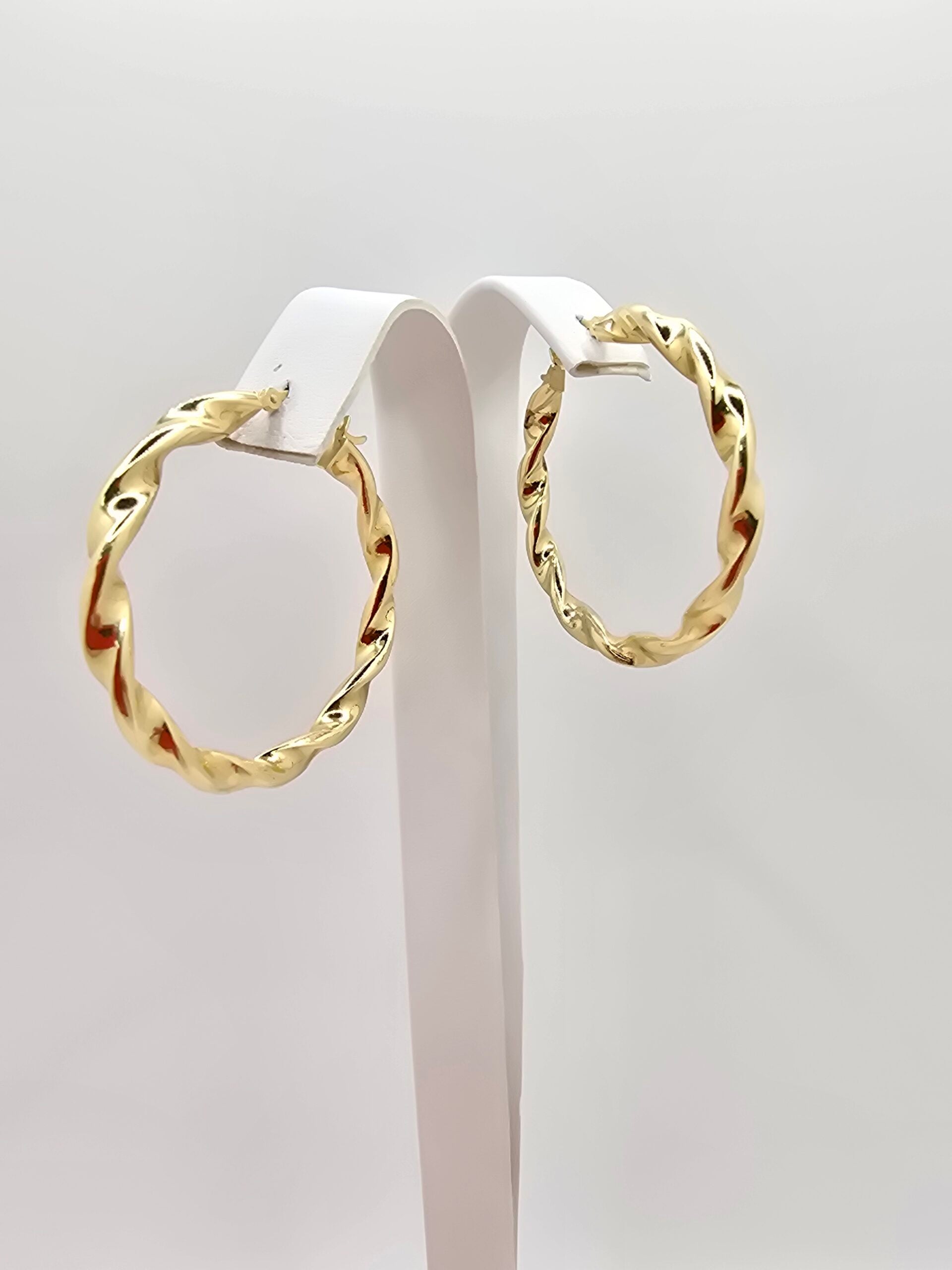 10K ELEGANT TWISTED HOOPS EARRINGS – 4MM – JY Jewelry Wholesale