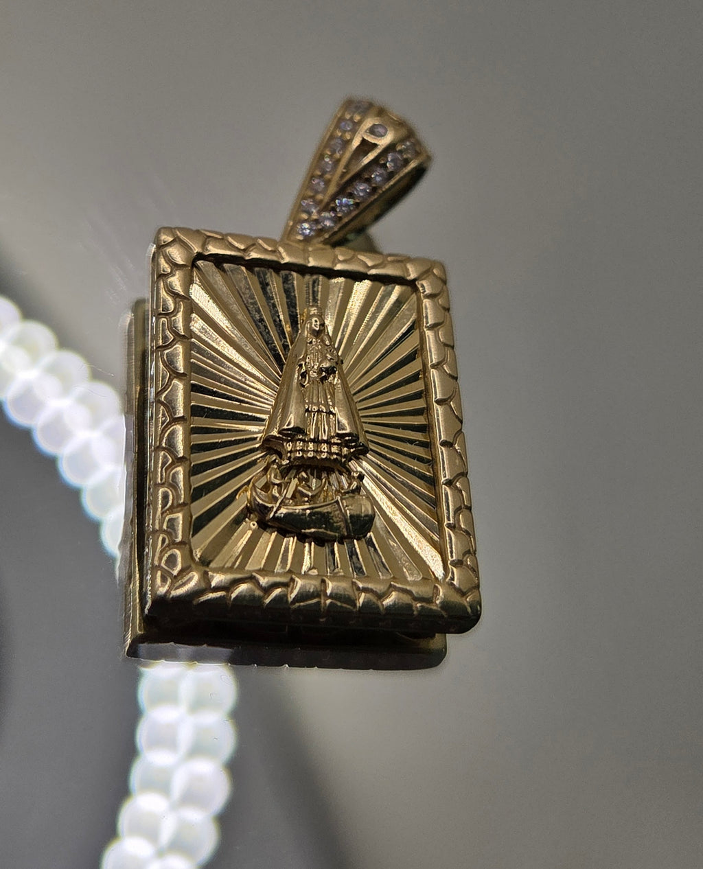 10K LARGE SQUARE VIRGEN DE LA CARIDAD PENDANT – JY Jewelry Wholesale