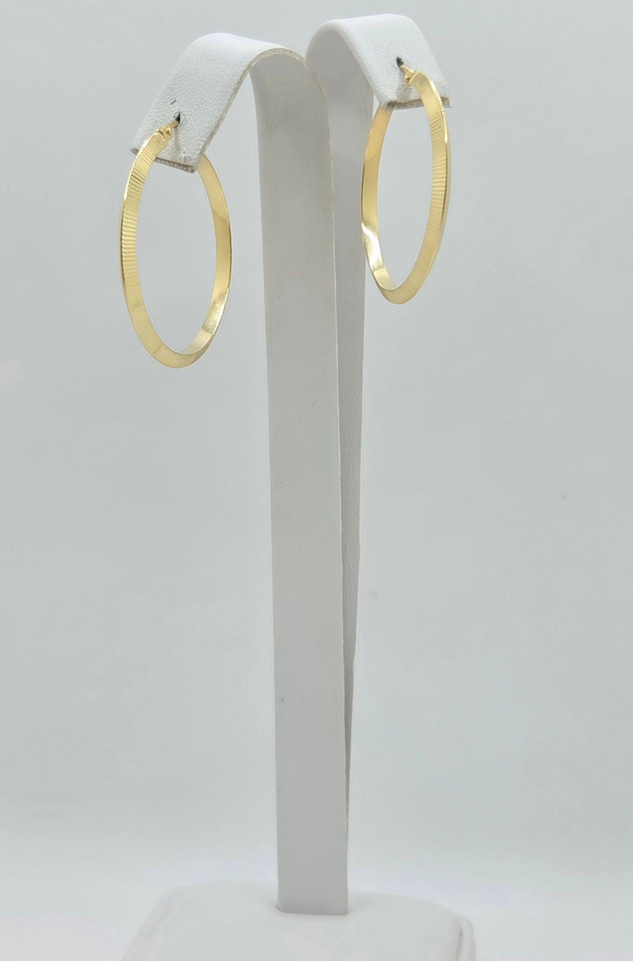 10K STRAIGHT CUT HOOPS EARRINGS – 5 – JY Jewelry Wholesale