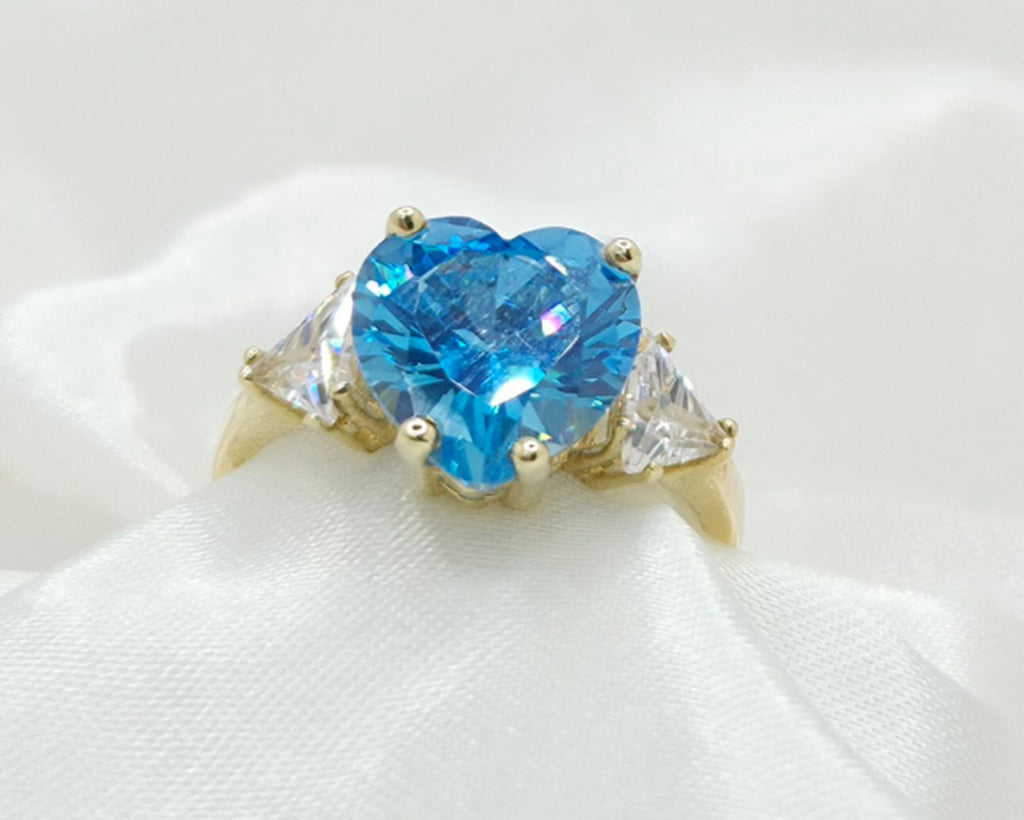 10K BLUE STONE HEART RING – 7 – JY Jewelry Wholesale