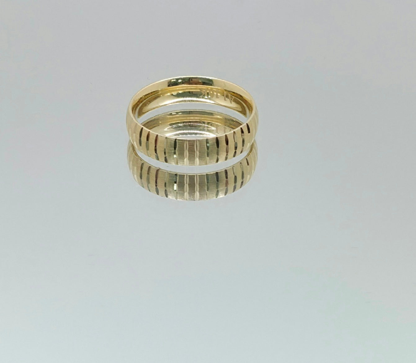 10K FANCY VERTICAL LINES DESIGN WEDDING BAND RING – 8 5MM – JY Jewelry Wholesale