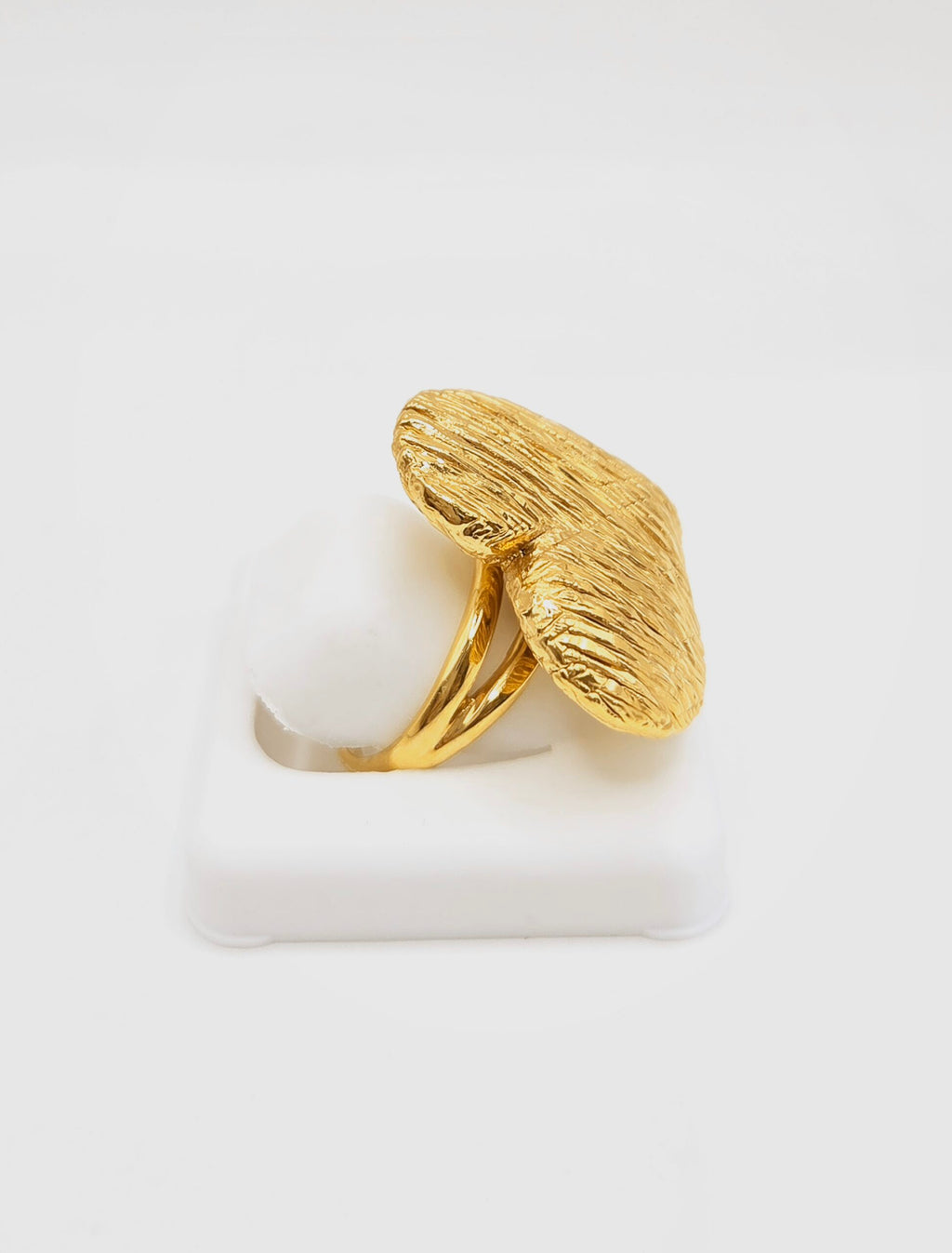 14K EXOTIC HEART RING – 8 – JY Jewelry Wholesale