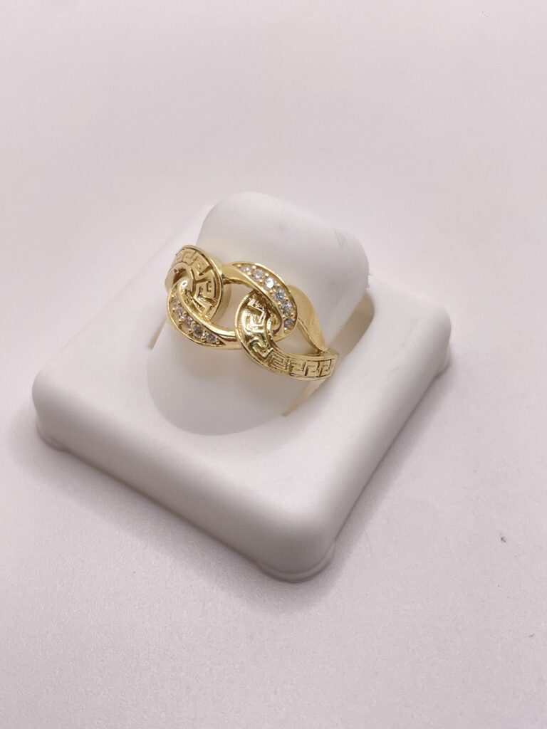 10K CHAIN ??STYLE RING WITH GREEK STYLE DETAILS AND ZIRCONIA – 7.5 – JY Jewelry Wholesale