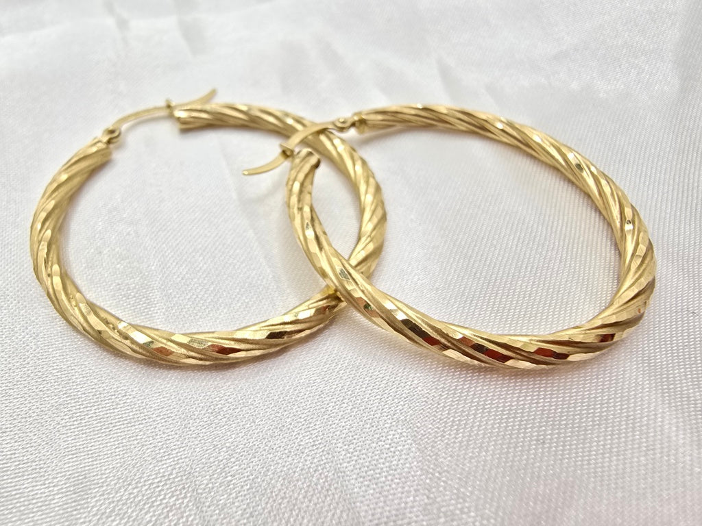 10K ELEGANT DESING TWISTED HOOPS EARRINGS – 4 3MM – JY Jewelry Wholesale