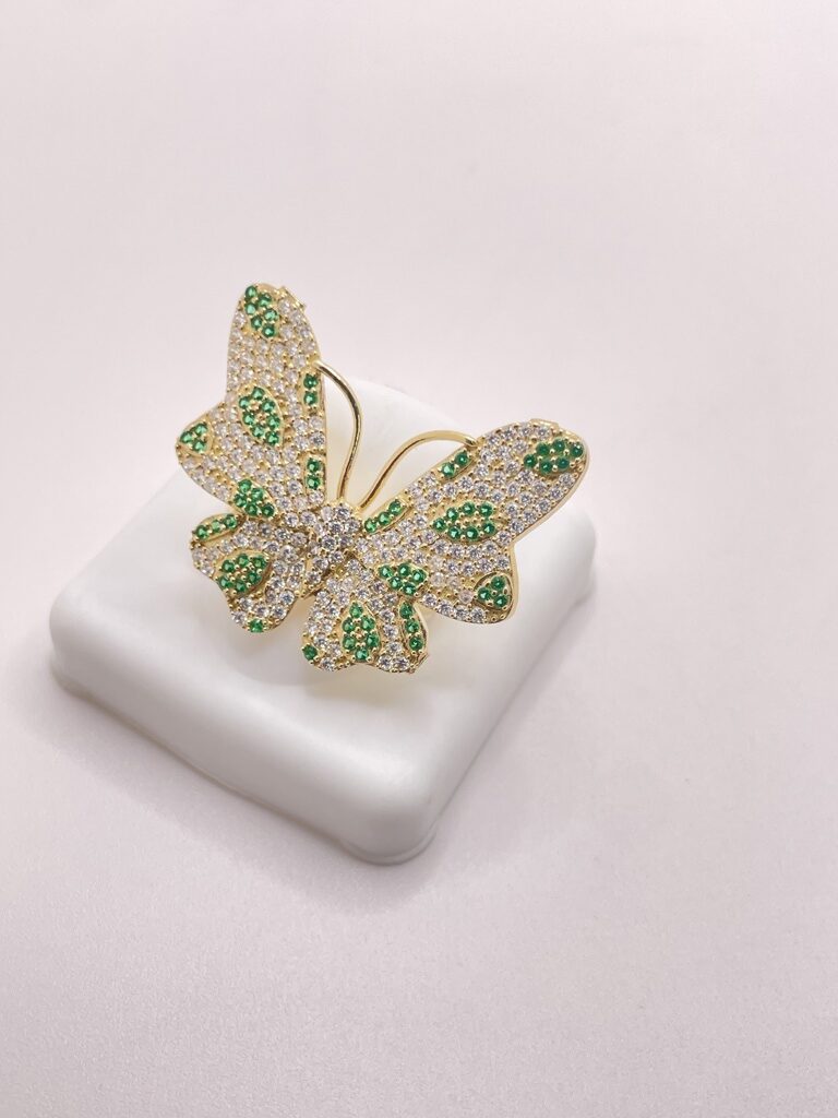 10K FANCY BIG BUTTERFLY WITH GREEN AND WHITE STONES RING – 7 – JY Jewelry Wholesale
