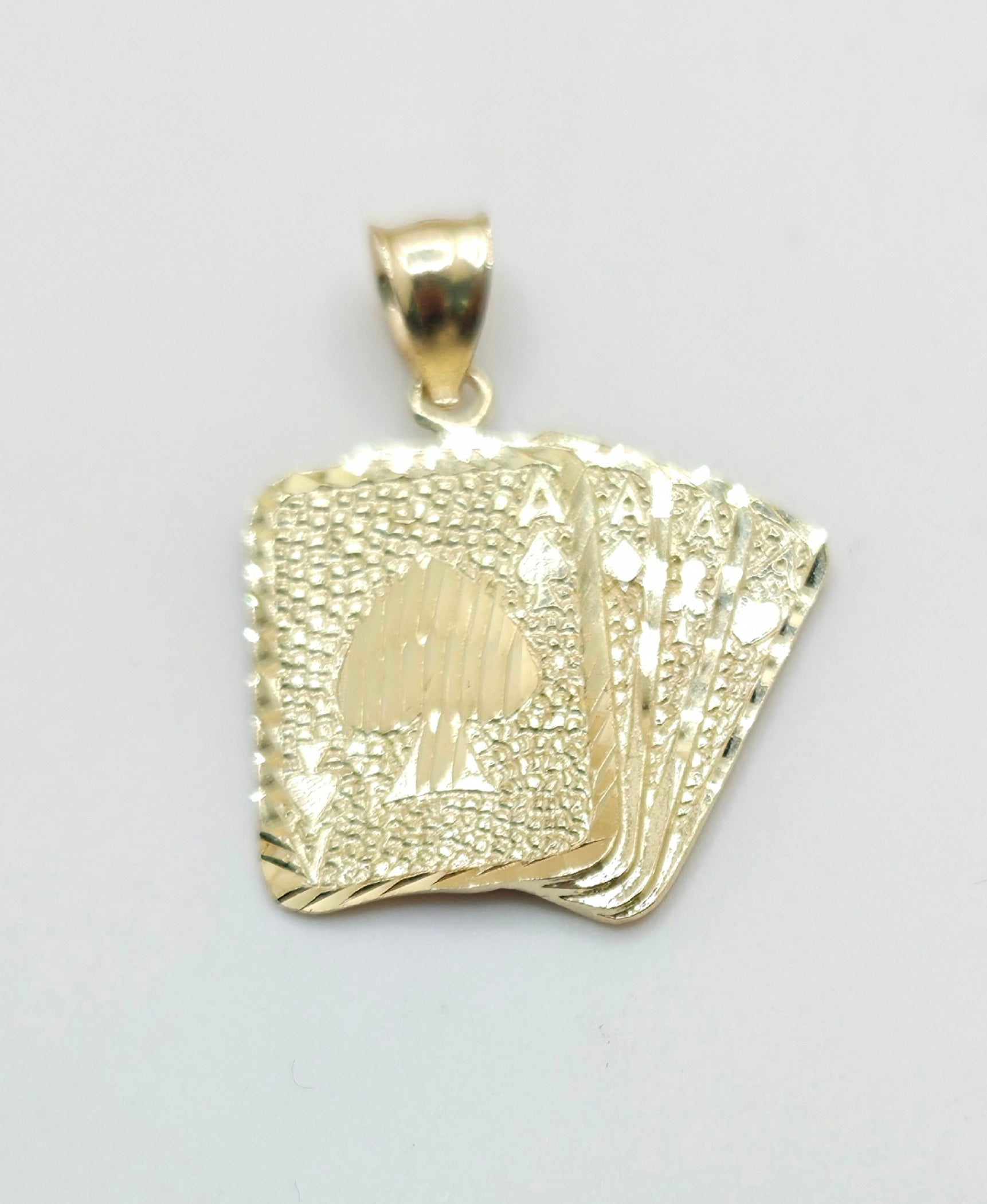 10K GOLDEN POKER PENDANT – JY Jewelry Wholesale