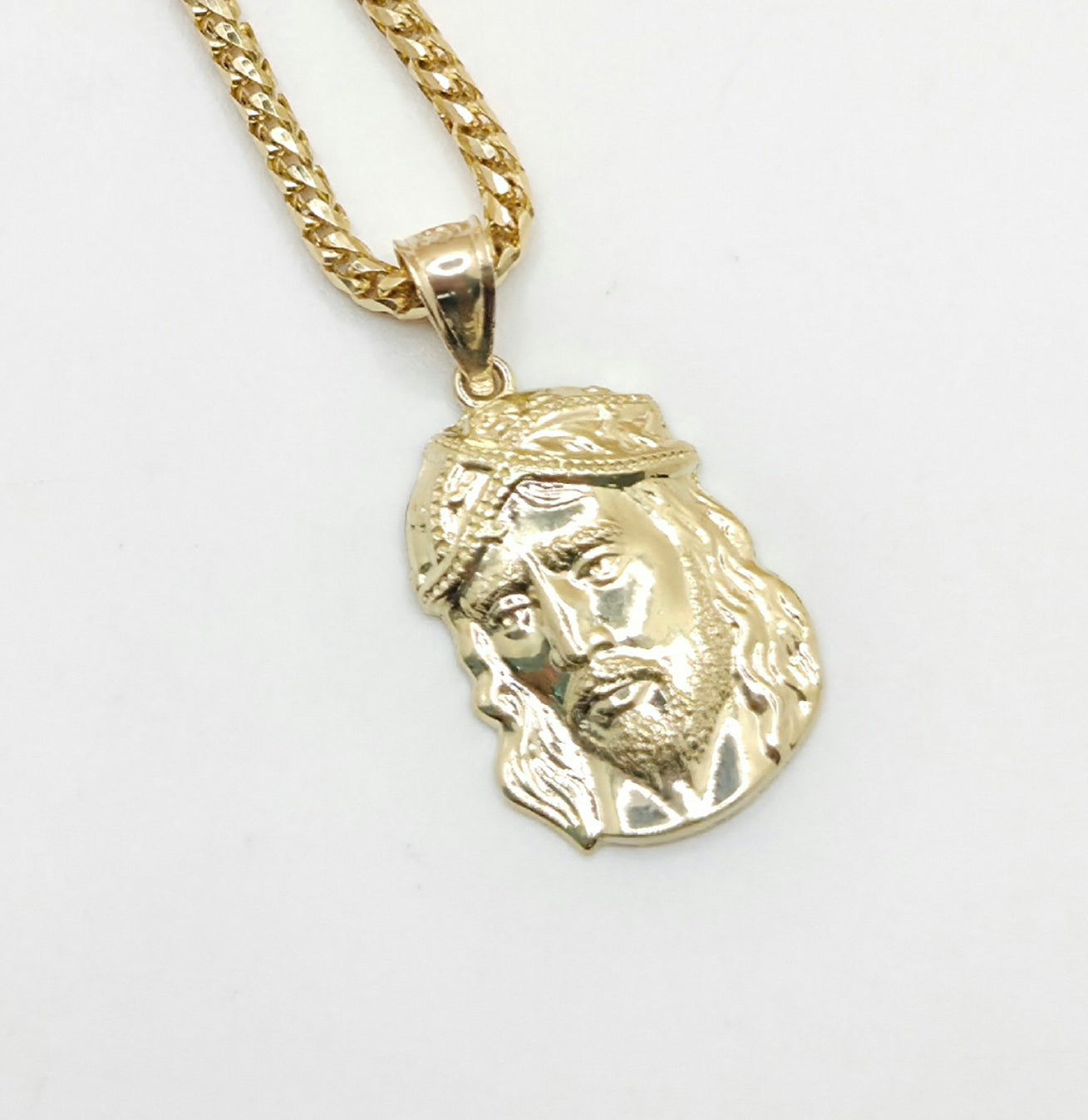 10K SMALL JESUS FACE PENDANT – JY Jewelry Wholesale