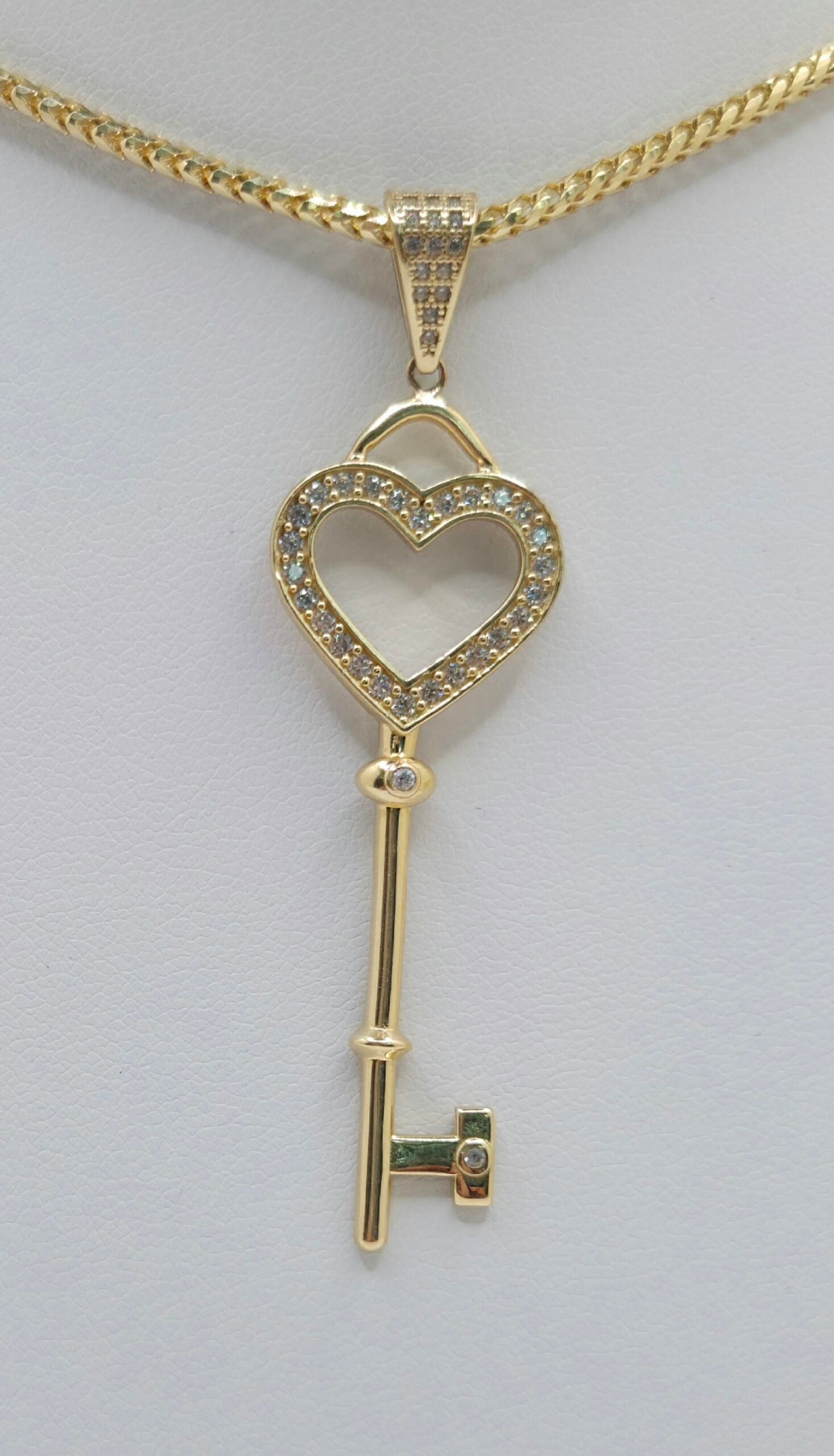 14K CZ HEART KEY PENDANT – JY Jewelry Wholesale