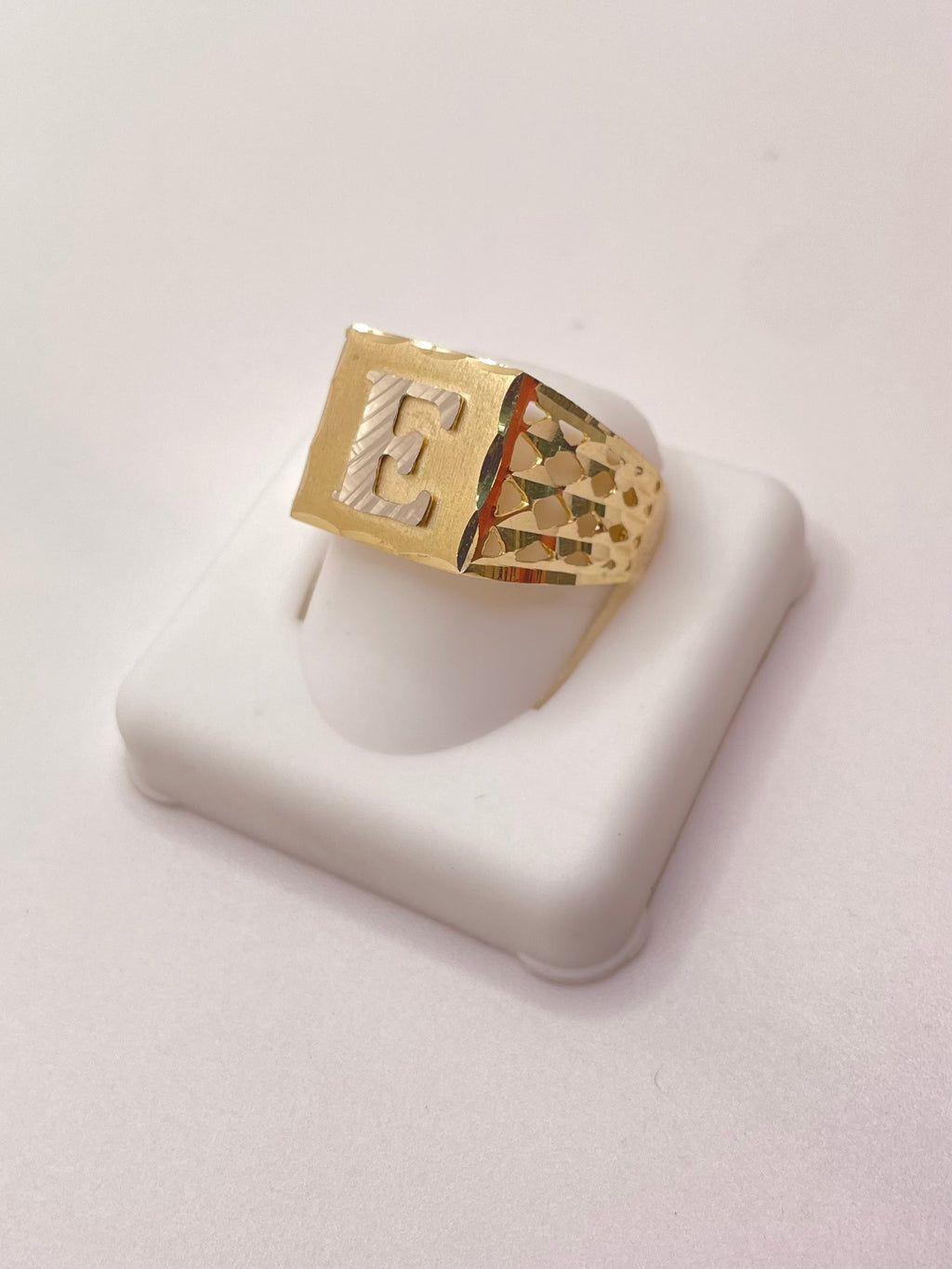 10K MEN'S LETTER "E" RING – 10 – JY Jewelry Wholesale