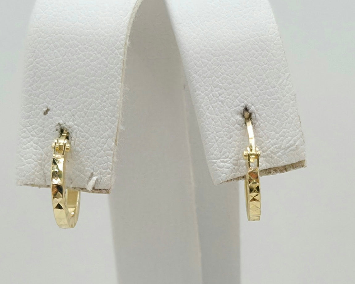 10K BABY SQUARE STRAIGHT EDGE DIAMOND CUT HOOPS EARRINGS – 1 – JY Jewelry Wholesale