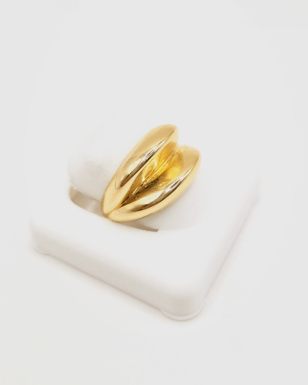 14K MODERN PLAIN RING – 7.5 – JY Jewelry Wholesale
