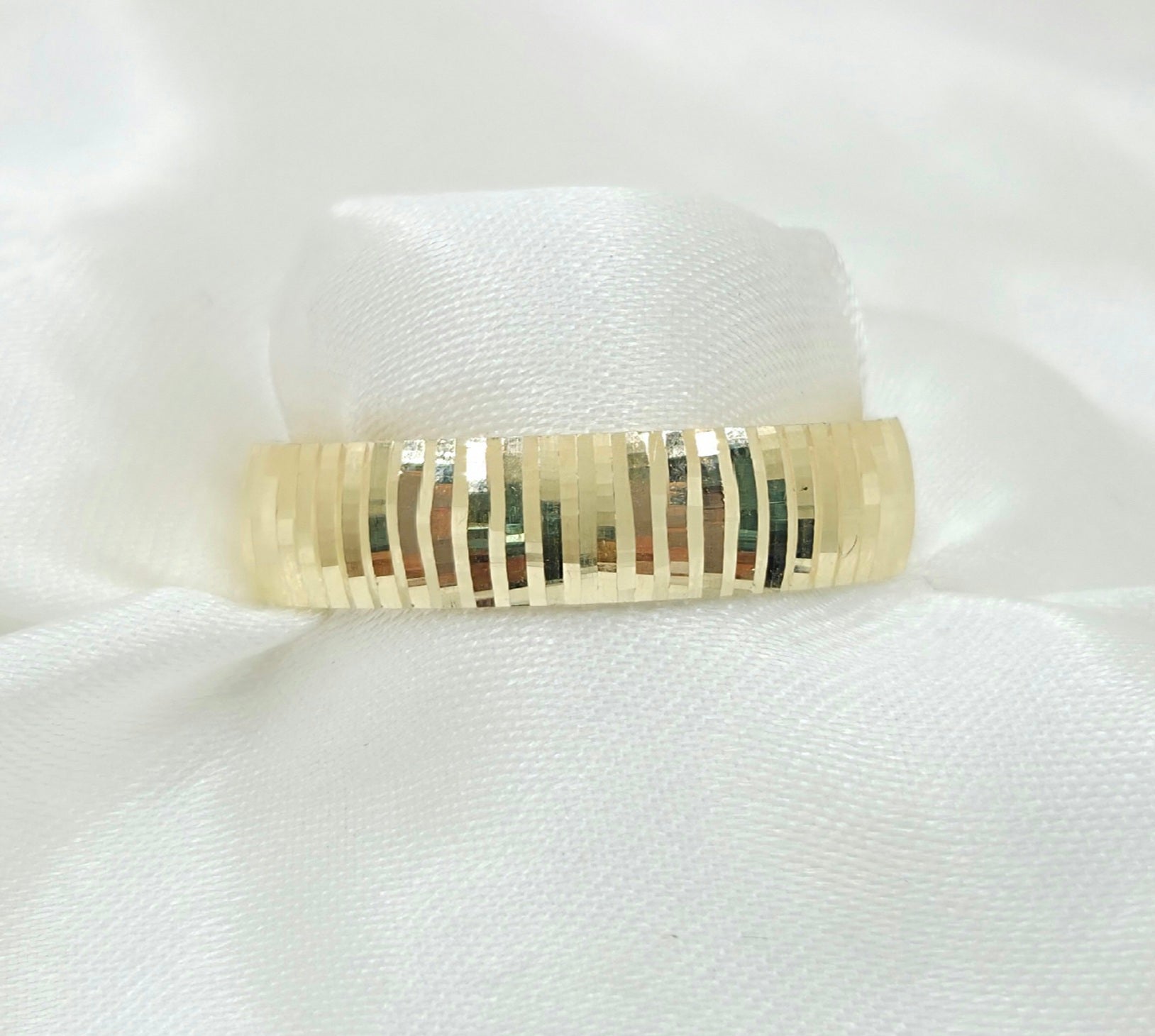10K FANCY STRAIGHT CUT DESIGN WEDDING BAND RING – 12 5MM – JY Jewelry Wholesale
