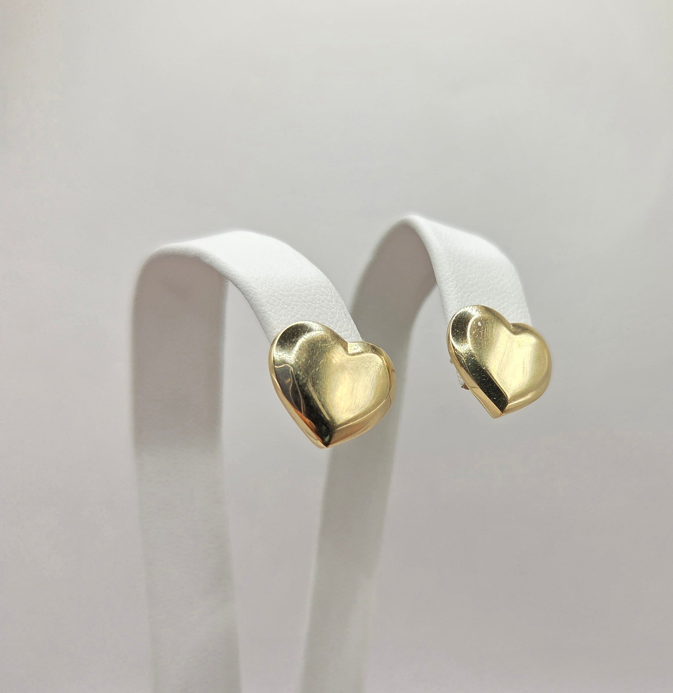 10K MODERN PLAIN HEART EARRING – JY Jewelry Wholesale